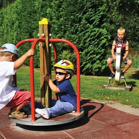 Freesenbruch 13b - Haubentaucher *